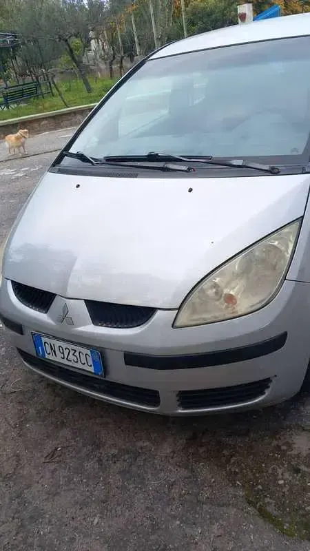 Usata Mitsubishi Colt Inform 95 CV (69 kW) 2005 Grigio Utilitaria