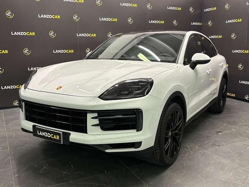 Usata Porsche Cayenne Turbo 475 CV (349 kW) 2024 Bianco SUV