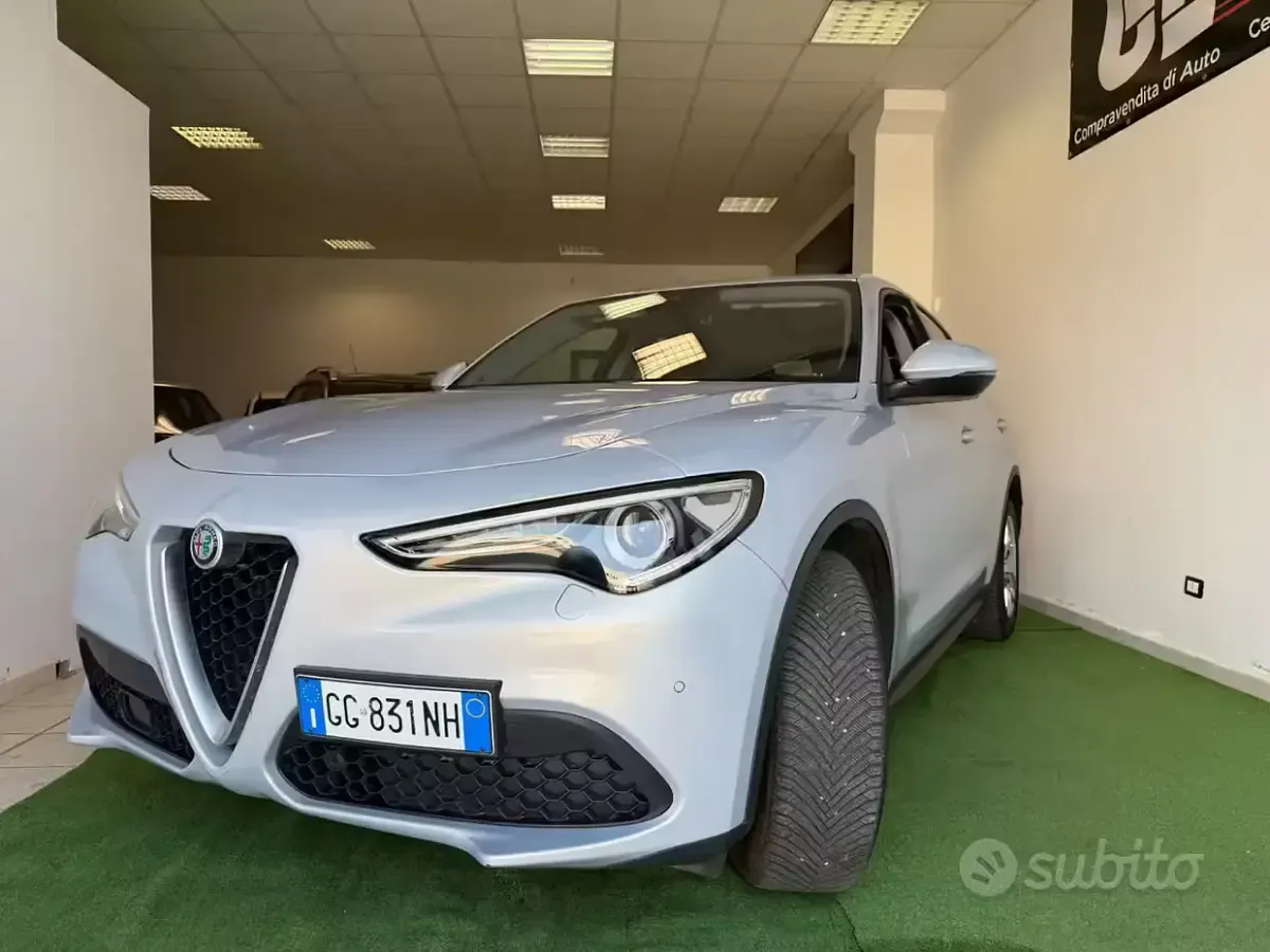 Usata Alfa Romeo Stelvio Executive 190 CV (139 kW) 2021 Grigio SUV