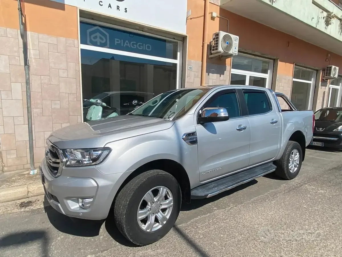 Usata Ford Ranger Limited 200 CV (147 kW) 2019 Grigio Pick-up