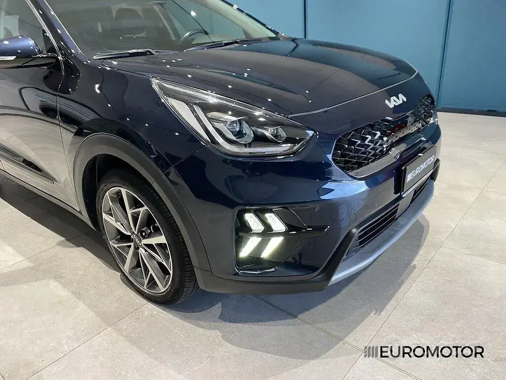 Usata Kia Niro 105 CV (77 kW) 2022 Bluazzurro SUV