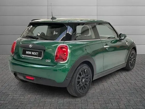 Usata Mini Cooper 75 CV (55 kW) 2020 Verde Utilitaria