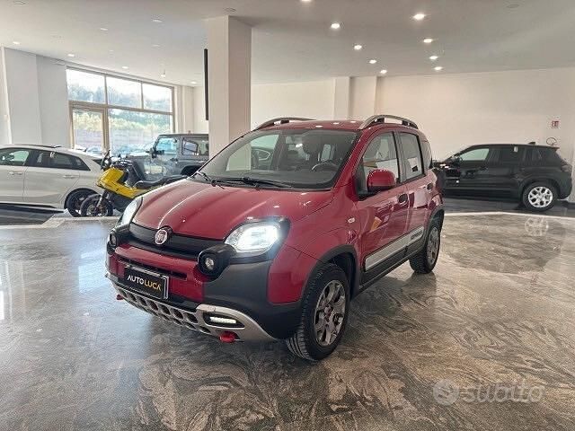 Usata Fiat Panda Cross Cross 95 CV (69 kW) 2017 Rosso Utilitaria
