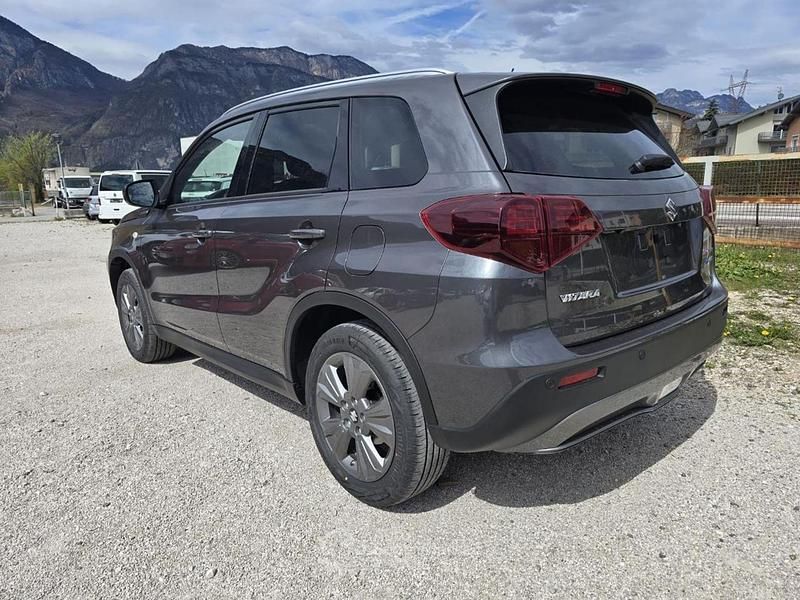Nouă Suzuki Vitara 110 CP (80 kW) 2026 Gri SUV