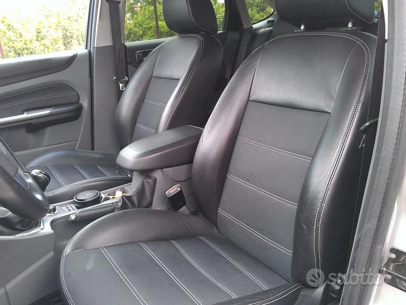 Brugt Ford Focus 145 HK (106 kW) 2009 Sedan