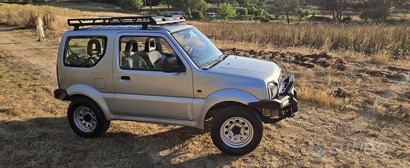 Usata Suzuki Jimny 80 CV (58 kW) 2003 Grigio SUV