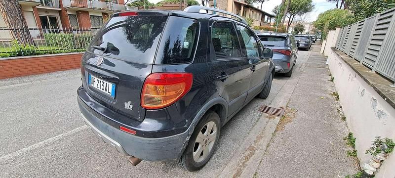 Usata Fiat Sedici 120 CV (88 kW) 2008 SUV