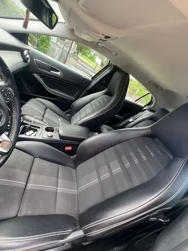 Usata Mercedes GLA200 136 CV (100 kW) 2017 Nero SUV