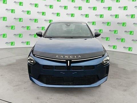 Nuova Lancia Ypsilon 101 CV (74 kW) 2026 Bicolore blu tetto nero Utilitaria