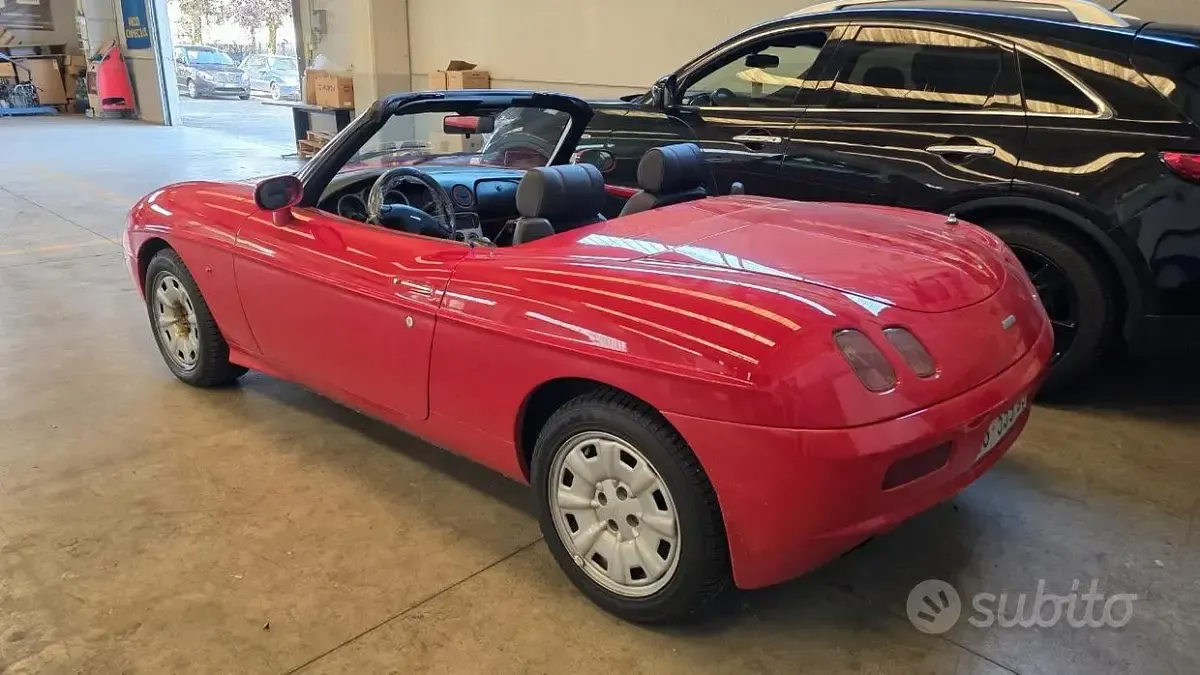 Usata Fiat Barchetta 131 CV (96 kW) 1997 Rosso Cabrio