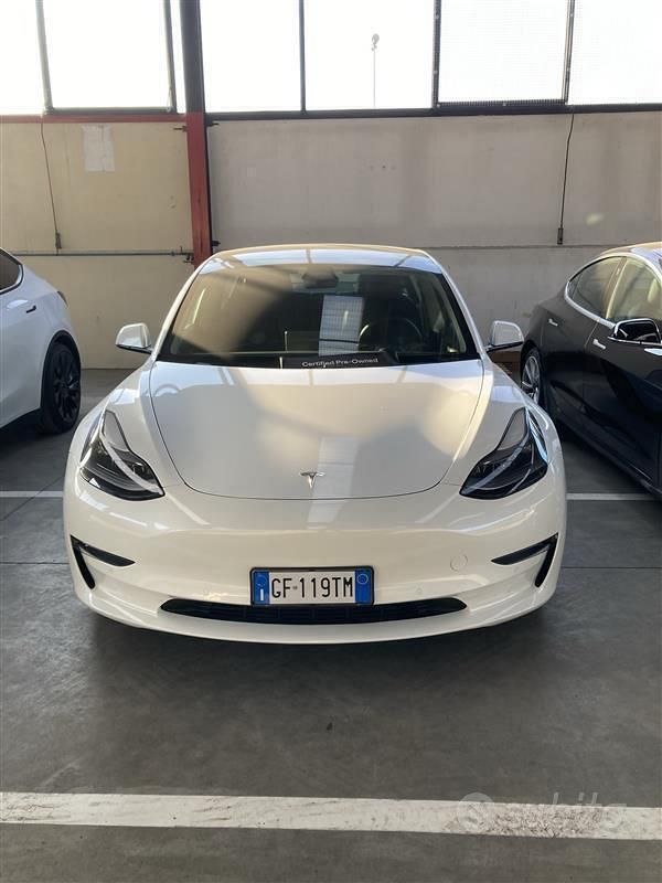 Usata 2021 Tesla Model 3 Performance Tre volumi | 38.500 € (Molto cara) - Immagine 1/4