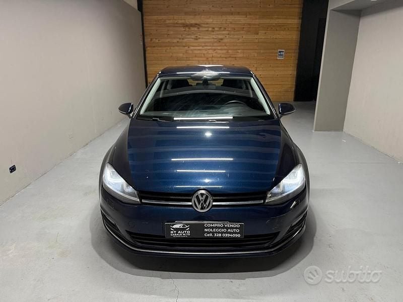 Usata VW Golf VII Highline 122 CV (89 kW) 2013 Blu Berlina