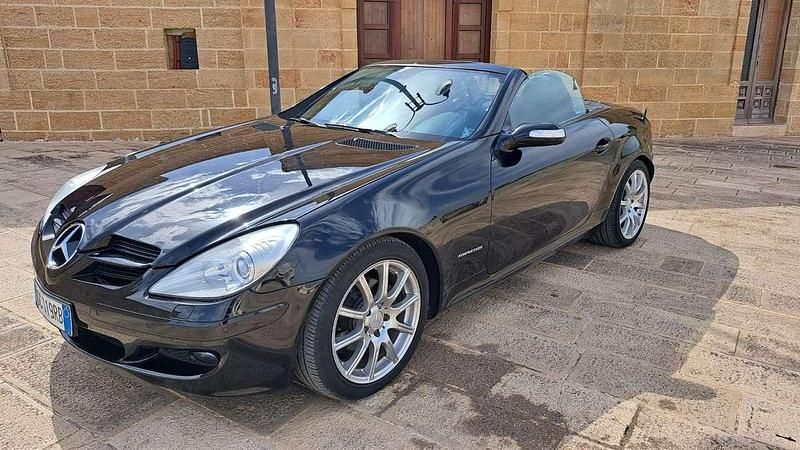 Nero Usata 2006 Mercedes SLK200 Cabrio | 13.500 € (Buon prezzo) - Immagine 1/4