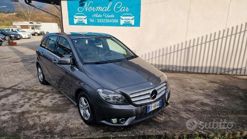 Grigio Usata 2013 Mercedes B180 Premium Monovolume | 6800 € (Ottimo prezzo) - Immagine 1/4