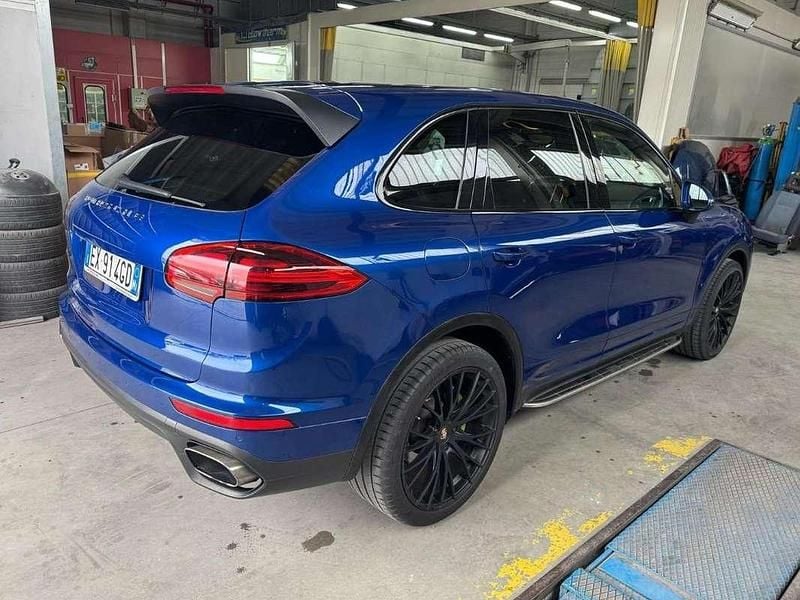 Usata Porsche Cayenne 250 CV (183 kW) 2014 Blu/azzurro SUV