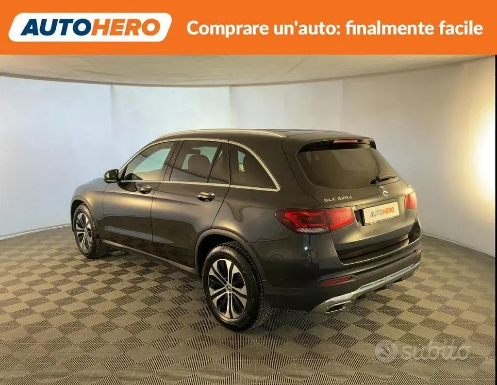 Begagnad Mercedes GLC220 Executive 194 HK (142 kW) 2022 Grå SUV