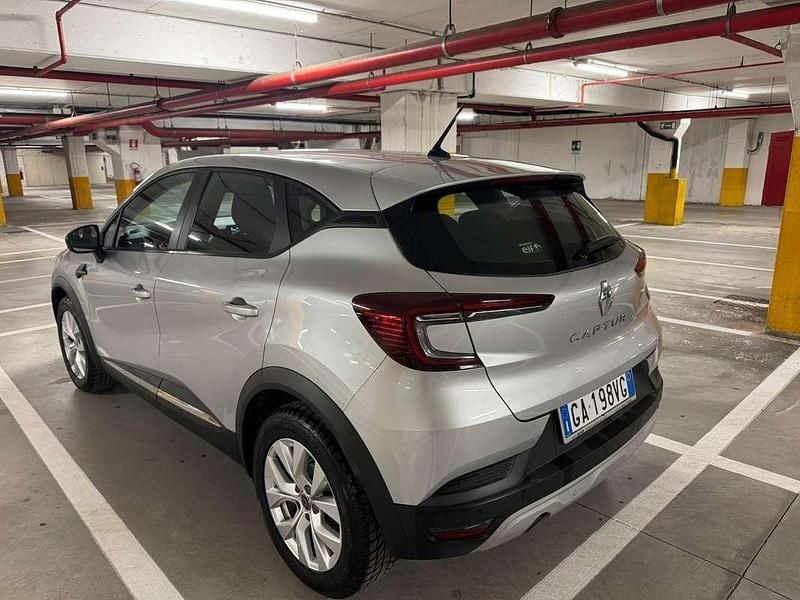 Usata Renault Captur Life 95 CV (69 kW) 2020 Argento SUV