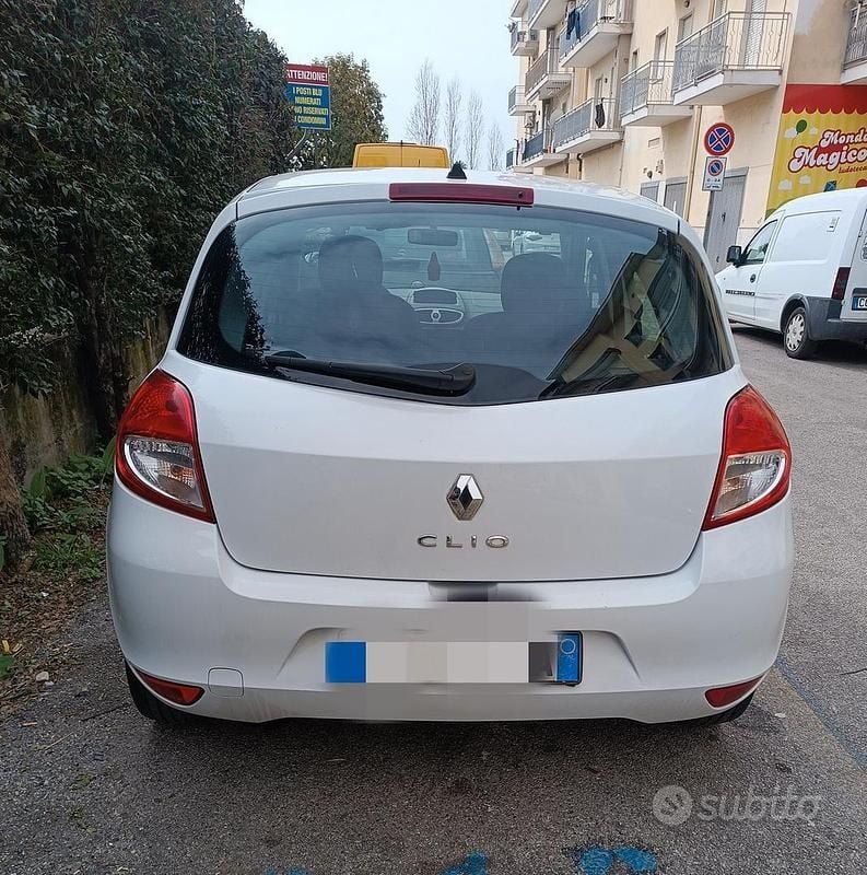Usata Renault Clio III 2011 Bianco Utilitaria