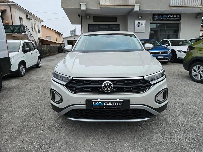 Usata VW T-Roc Edition 110 CV (80 kW) 2022 Beige SUV