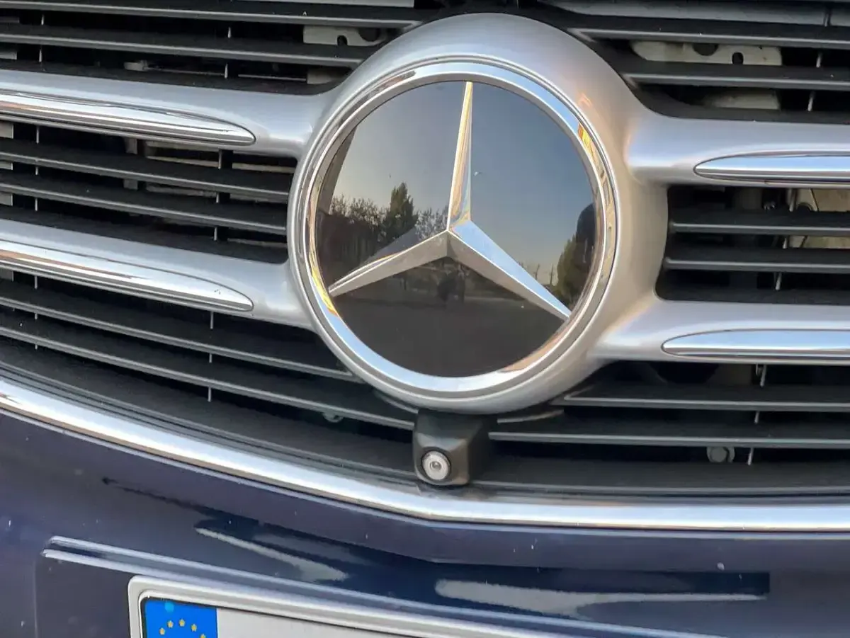 Usata Mercedes V250 Premium 190 CV (139 kW) 2015 Blu cavansite metallizzato Monovolume