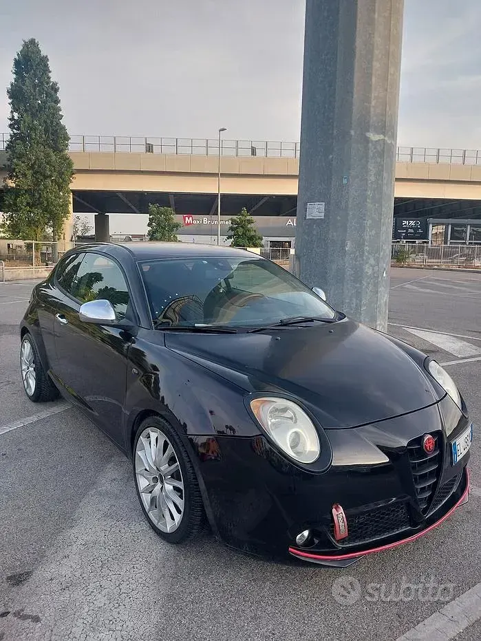 Usata Alfa Romeo MiTo 95 CV (69 kW) 2012 Nero Utilitaria