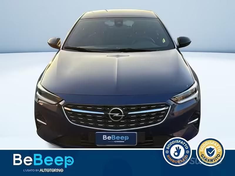 Usata Opel Insignia Sport 122 CV (89 kW) 2020 Blu metallizzato Berlina
