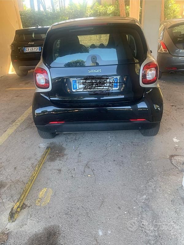 Usata Smart ForFour 71 CV (52 kW) 2018 Utilitaria