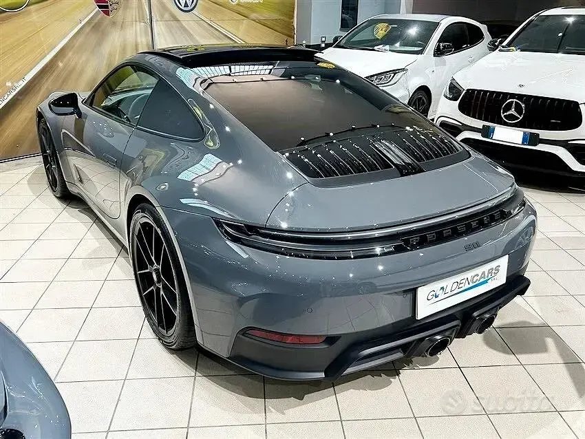 Nuova Porsche 911 485 CV (356 kW) 2026 Grigio Coupé