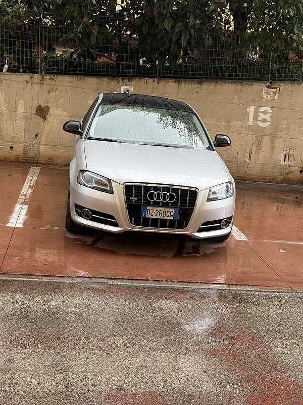 Usata Audi A3 Attraction 105 CV (77 kW) 2010 Utilitaria