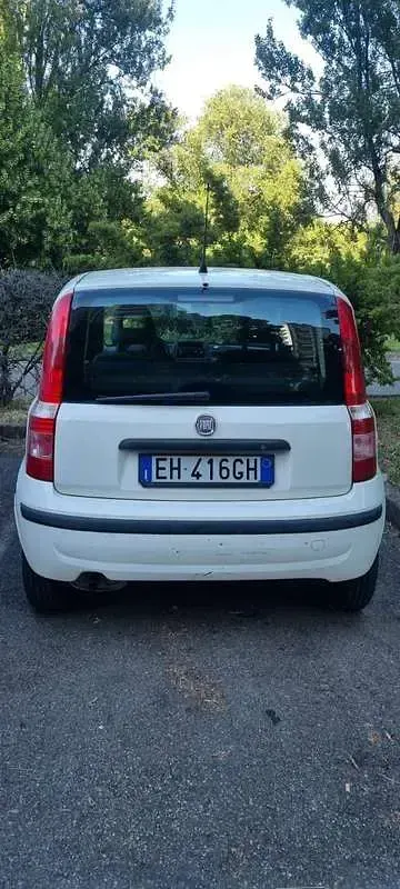 Usata Fiat Panda Dynamic 69 CV (50 kW) 2011 Bianco Utilitaria