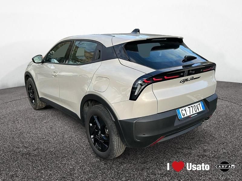 Usata Alfa Romeo Junior 145 CV (106 kW) 2025 Bianco SUV