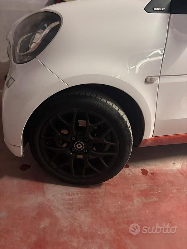 Usata Smart ForTwo Coupé 71 CV (52 kW) 2015 Utilitaria