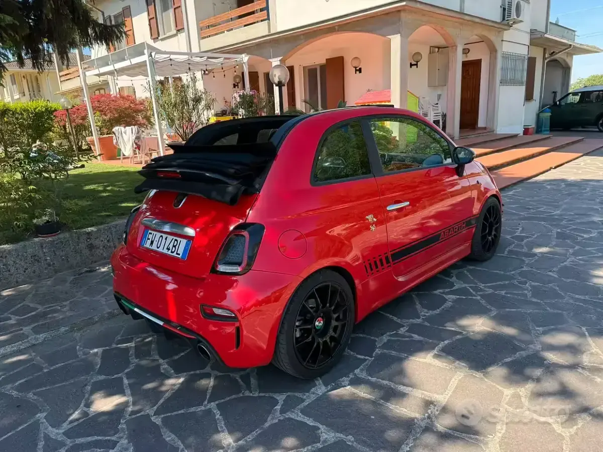 Usata Abarth 595 145 CV (106 kW) 2019 Rosso Cabrio