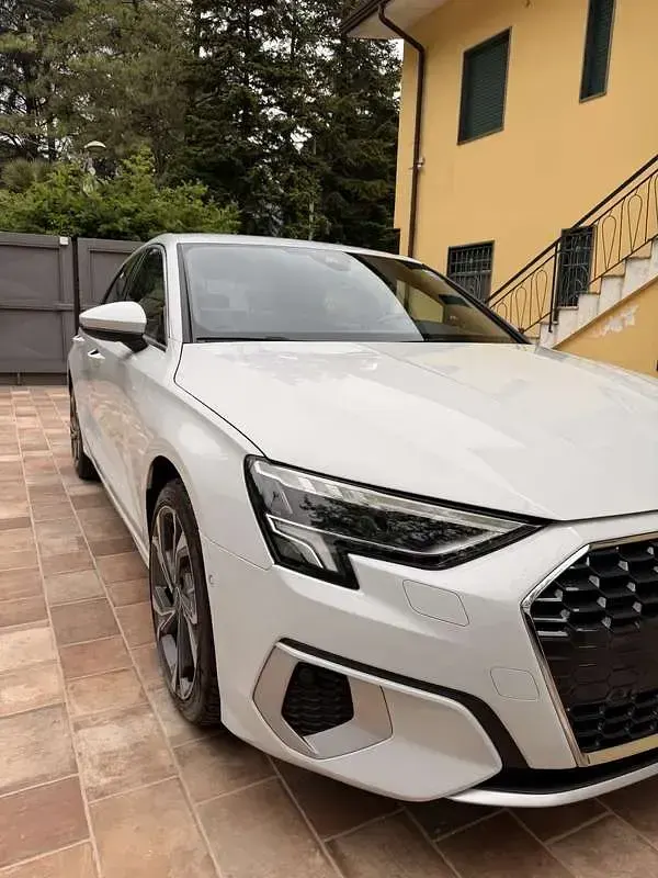 Gebraucht Audi A3 Advanced 150 PS (110 kW) 2021 Limousine