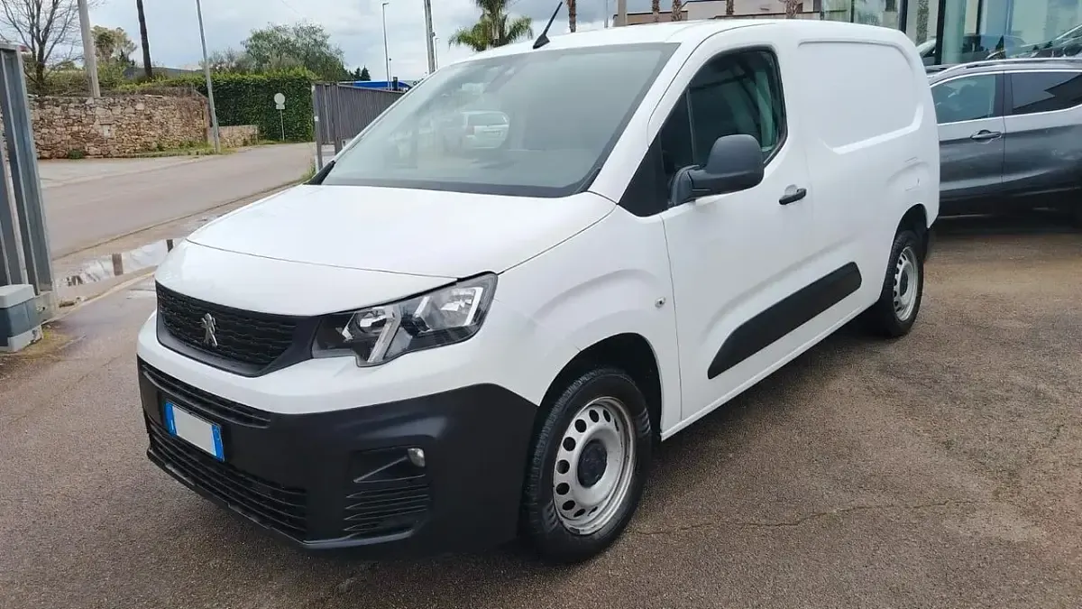 Usata Peugeot Partner 101 CV (74 kW) 2019 Bianco Monovolume