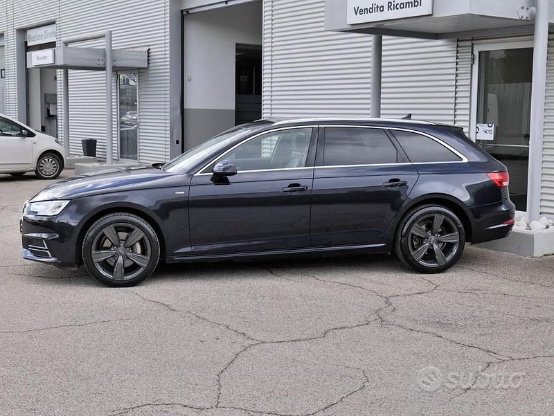 Usata Audi A4 Business 190 CV (139 kW) 2016 Blu/azzurro Station wagon