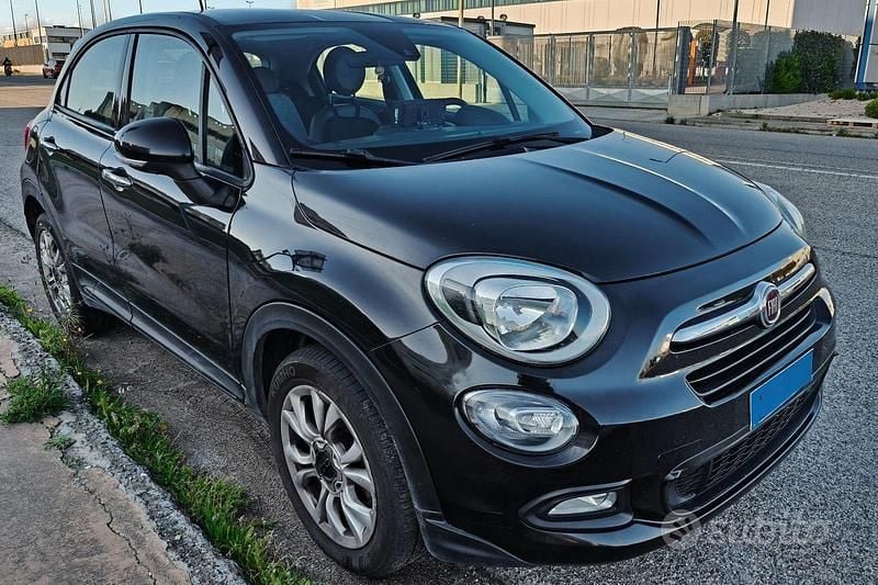 Usata Fiat 500X 120 CV (88 kW) 2014 Nero SUV