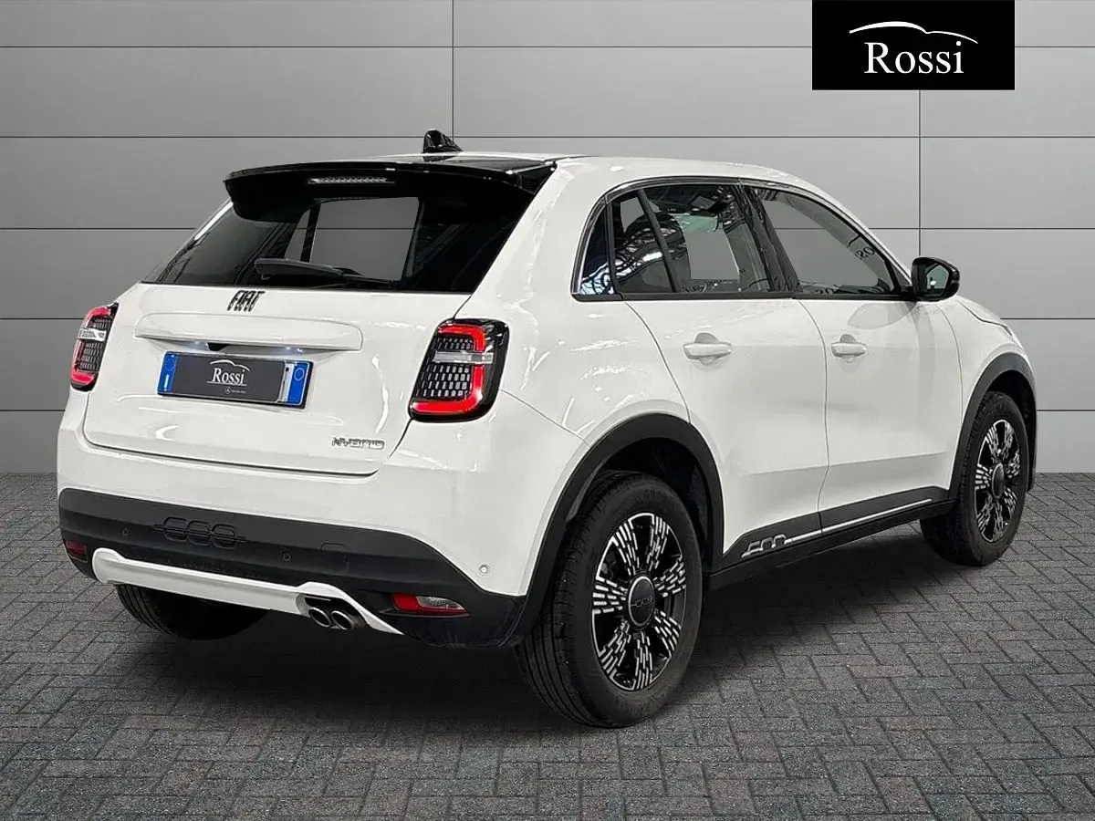 Usata Fiat 600 Pop 136 CV (100 kW) 2025 Bianco SUV