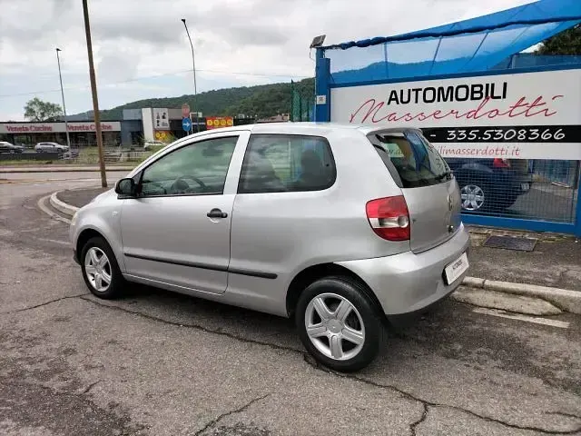 Usata VW Fox 54 CV (39 kW) 2006 Argento metallizzato Utilitaria
