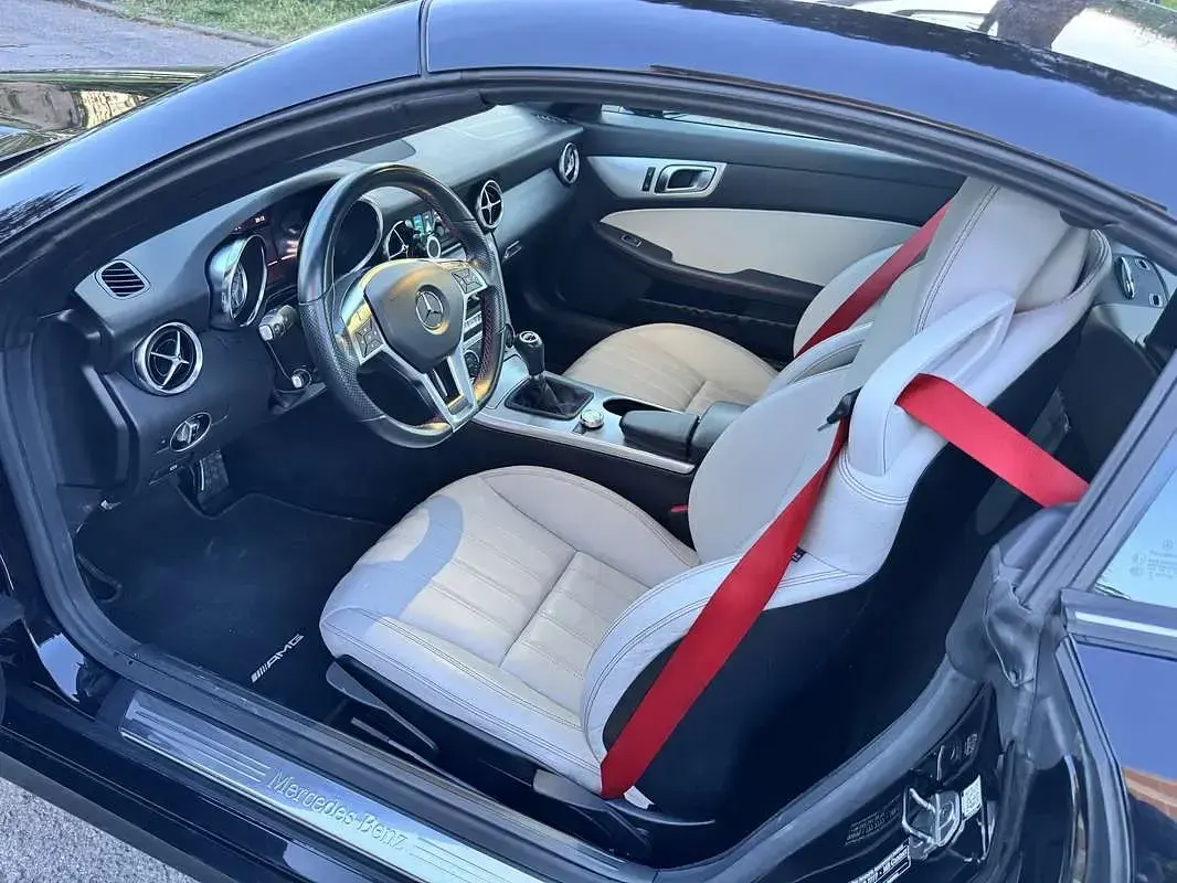 Usado Mercedes SLK200 AMG 184 CV (135 kW) 2014 Negro Descapotable
