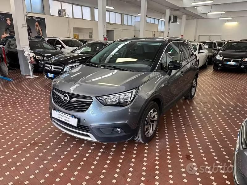 Usata Opel Crossland X Innovation 82 CV (60 kW) 2018 Grigio SUV