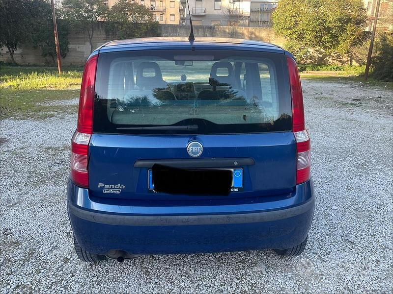 Usata Fiat Panda Dynamic 59 CV (43 kW) 2006 Blu Utilitaria