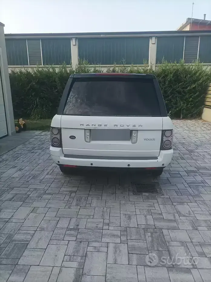 Usata Land Rover Range Rover Vogue 272 CV (200 kW) 2007 Bianco SUV