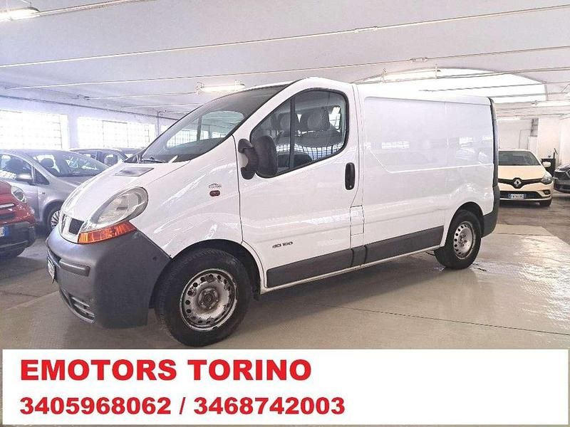 Usata Renault Trafic 101 CV (74 kW) 2005 Bianco Monovolume