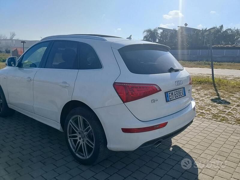 Usata Audi Q5 Advanced 239 CV (175 kW) 2012 Bianco SUV