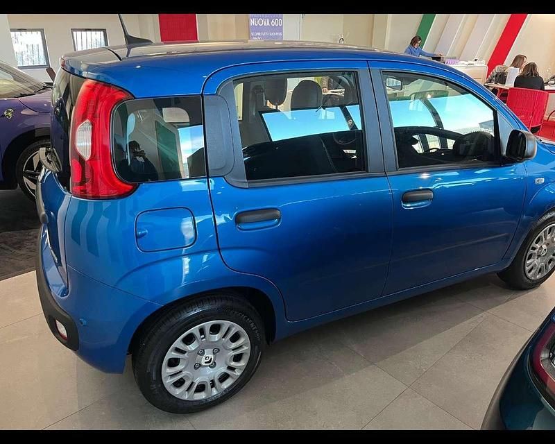 Nuova Fiat Panda 69 CV (50 kW) 2025 Blu italia metallizzato Utilitaria