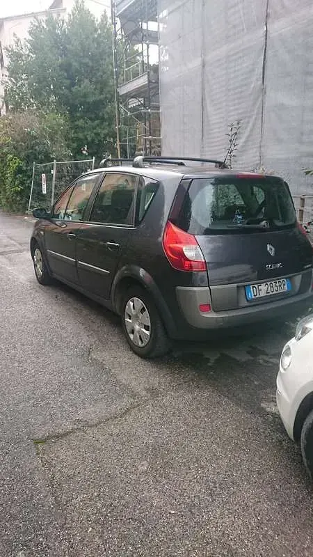 Usata Renault Scenic E-Tech Authentique 106 CV (77 kW) 2006 Monovolume
