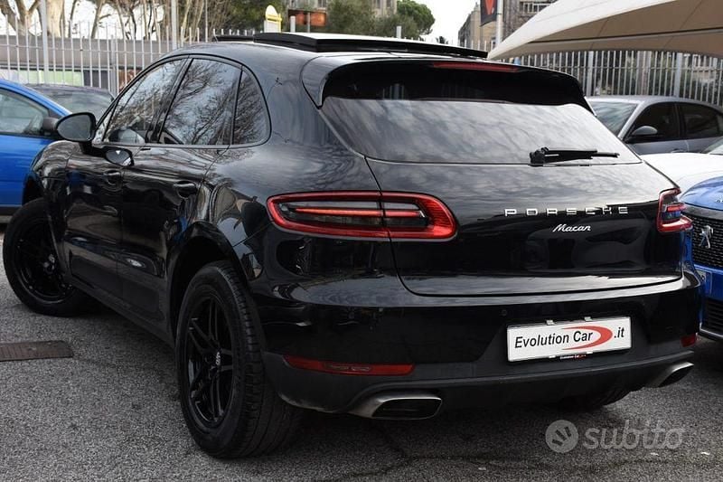 Usata Porsche Macan 265 CV (194 kW) 2018 Nero metallizzato SUV
