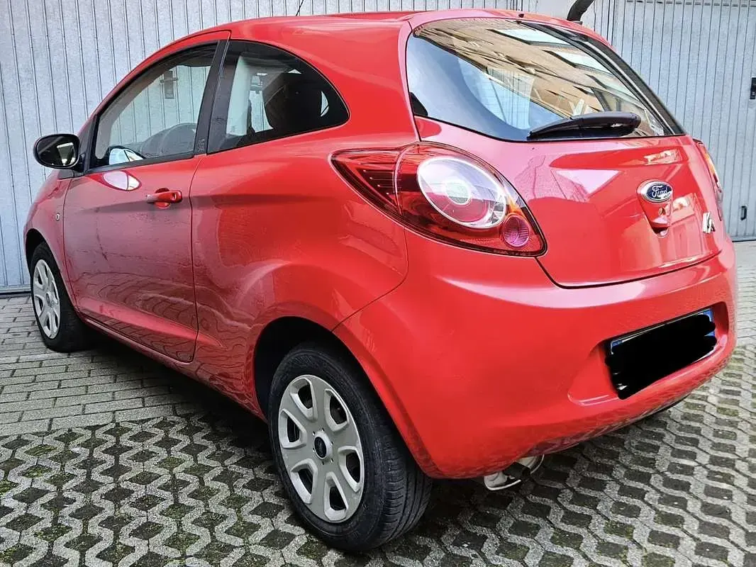Usata Ford Ka Titanium 69 CV (50 kW) 2014 Berlina