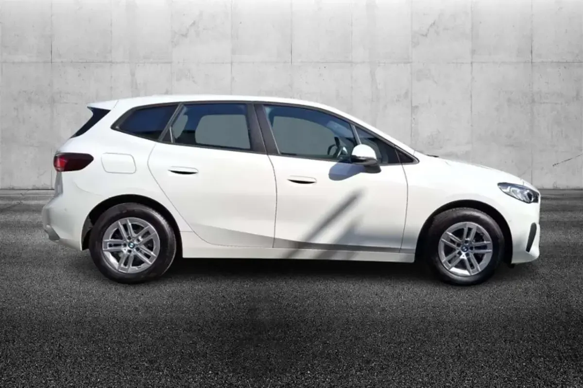Usata BMW 220 Active Tourer 170 CV (125 kW) 2022 Bianco Monovolume